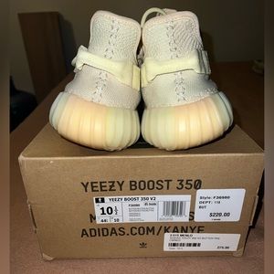 Adidas Yeezy Boost 350 V2 Butter Size 10.5 Mens in good condition